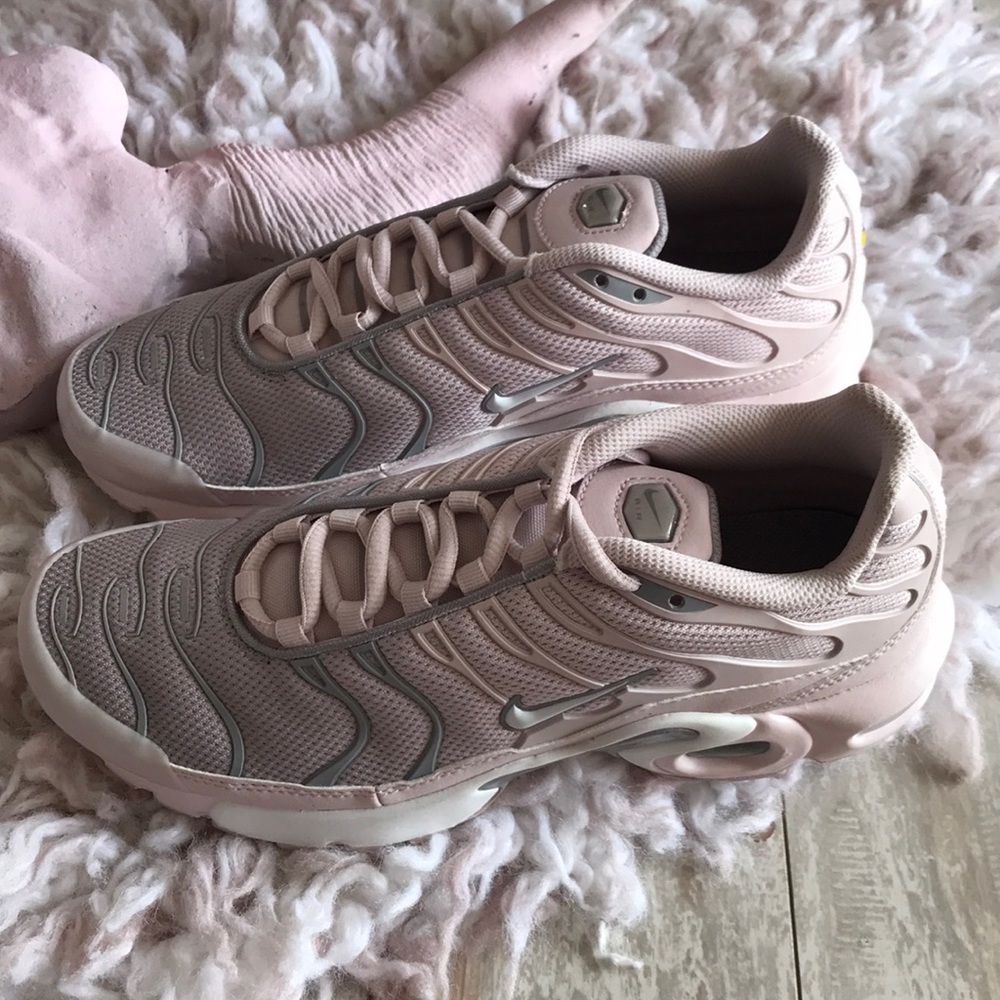 NWT Nike Air Max Plus Rose - Picture 8 of 8